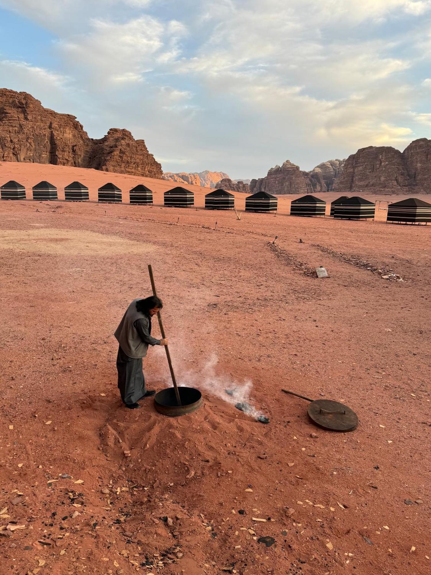 Desert Bird Camp ワディ ・ラム エクステリア 写真