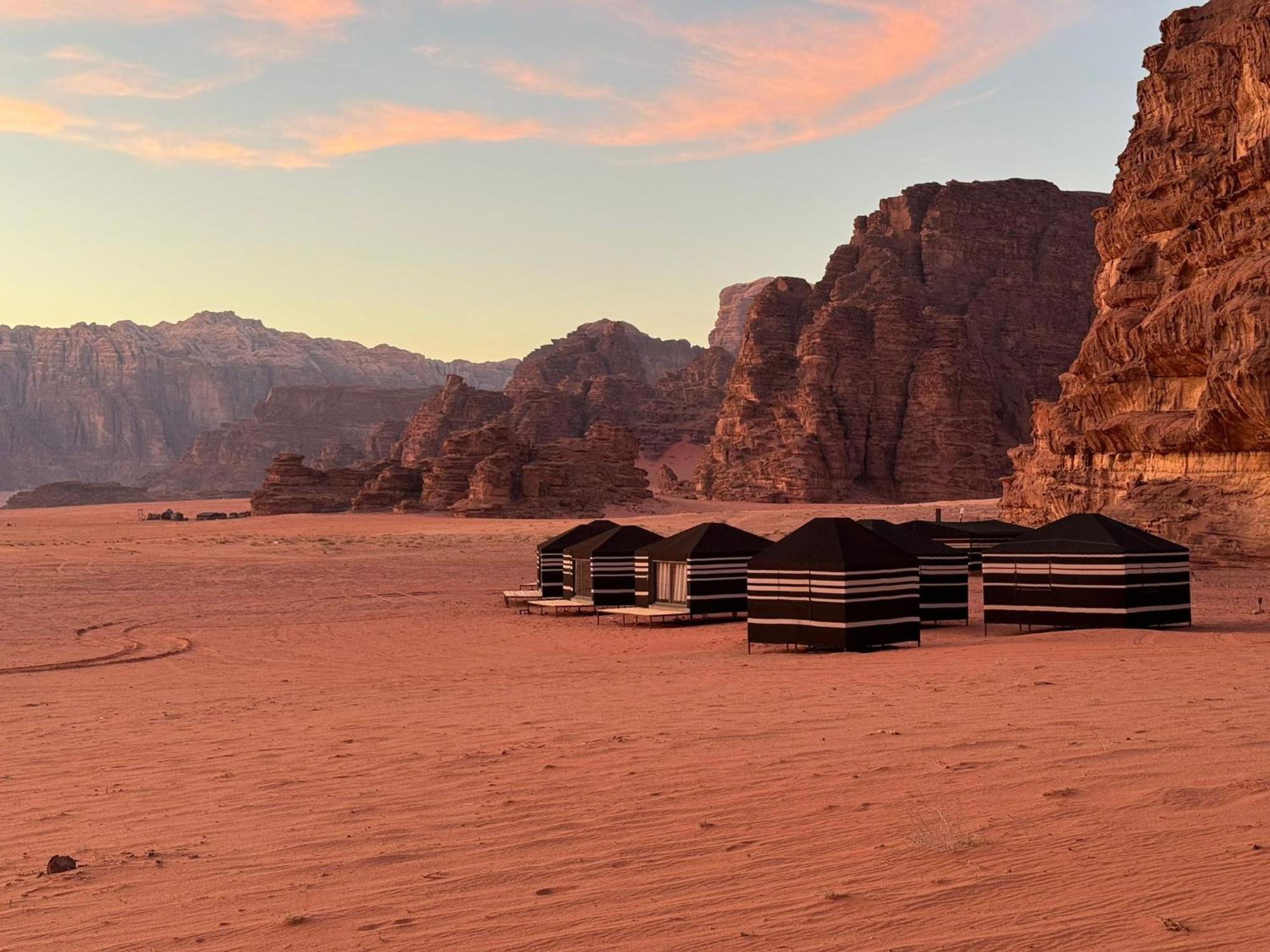 Desert Bird Camp ワディ ・ラム エクステリア 写真