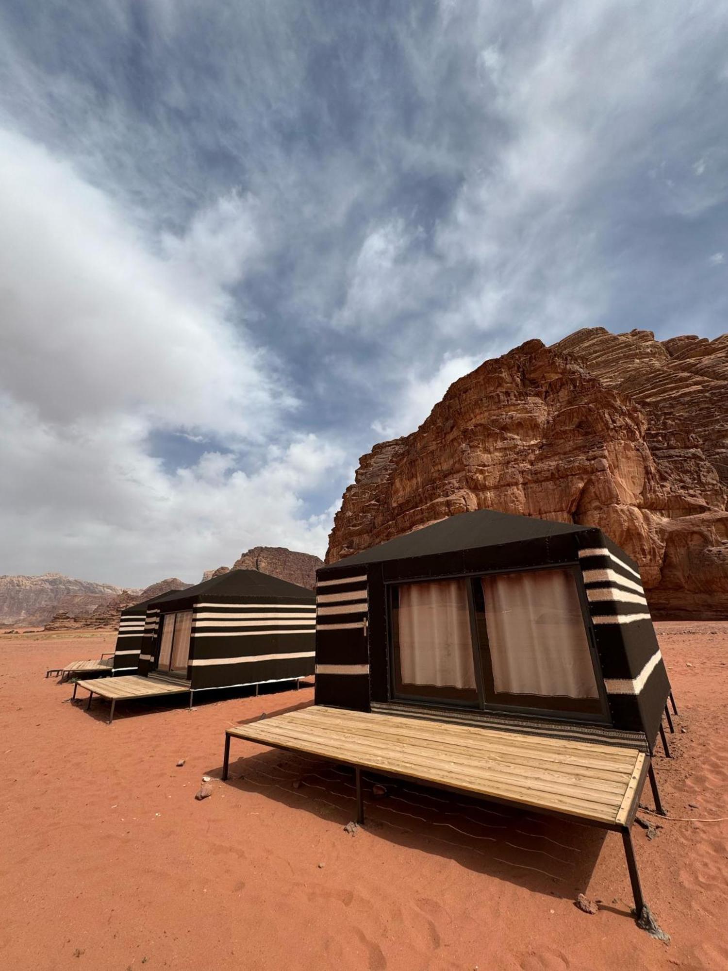 Desert Bird Camp ワディ ・ラム エクステリア 写真